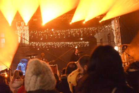 Včeraj je prvi koncert Pravljičnega Kamnik privabil število obiskovalcev (86)